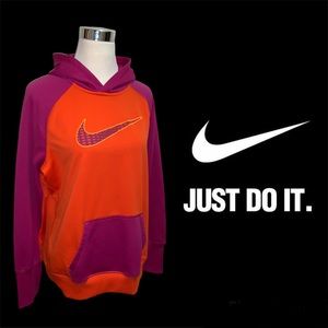 NIKE Therma-Fit Hoodie